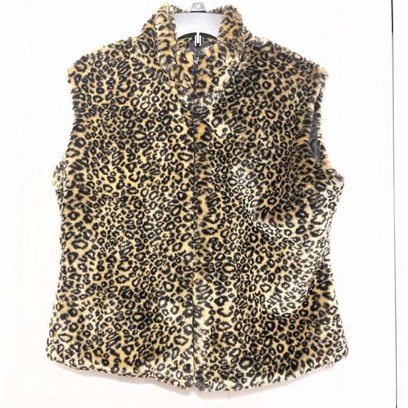 Cejon Accessories Faux Fur Leopard Vest, size medium - Picture 1 of 6